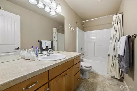 428 199th Pl SE, Bothell, WA 98012 photo 31