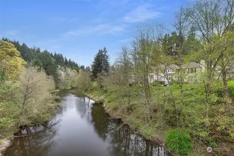 View/Area - 9821 NE Riverbend Dr, Bothell, WA 98011 photo 4 of 9