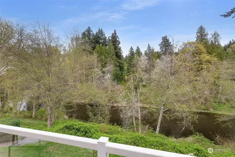 Exterior - 9821 NE Riverbend Dr, Bothell, WA 98011 photo 3 of 10