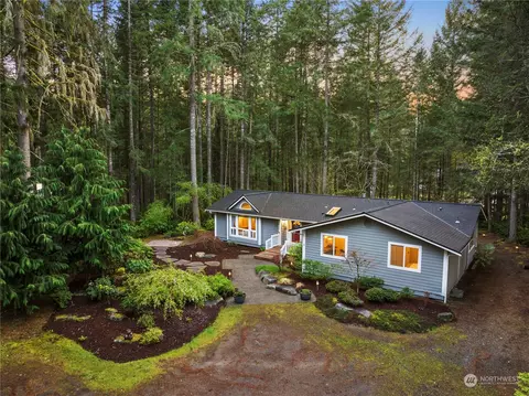 3575 SE Soholt Ln, Port Orchard, WA 98367
