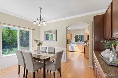 Dining - 218 170th Pl SE, Bothell, WA 98012 photo 2 of 2