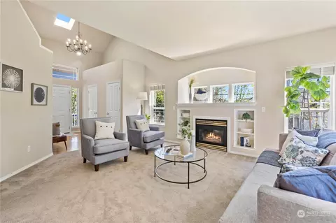 Living - 218 170th Pl SE, Bothell, WA 98012 photo 2 of 6