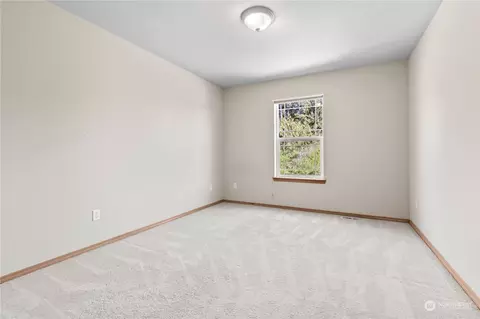 Bedroom - 218 170th Pl SE, Bothell, WA 98012 photo 5 of 5