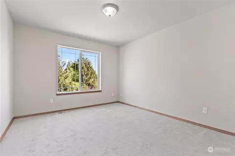 Bedroom - 218 170th Pl SE, Bothell, WA 98012 photo 4 of 5