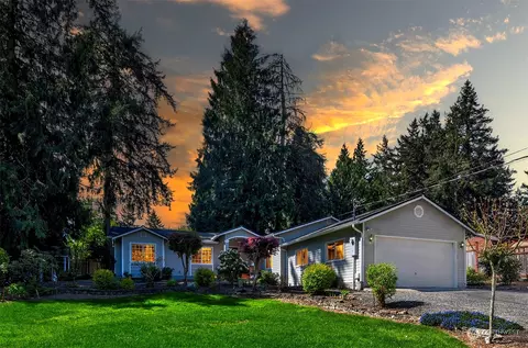 21303 NE 61st St, Redmond, WA 98053