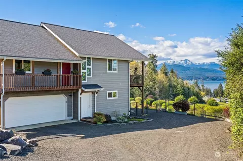 160 E Great Bend Dr, Union, WA 98592