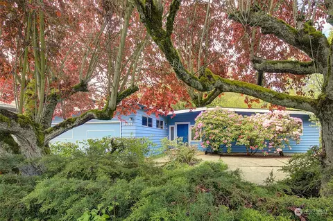 3435 77th Pl SE, Mercer Island, WA 98040