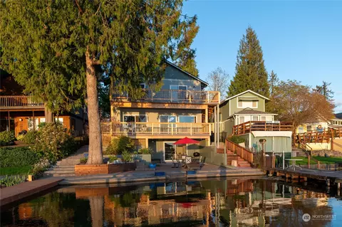 12430 Clear Lake North Rd E, Eatonville, WA 98328
