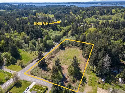 10410 70th Ave NW, Gig Harbor, WA 98332