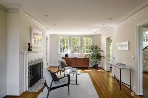 Living - 300 36th Ave E, Seattle, WA 98112 photo 1 of 9