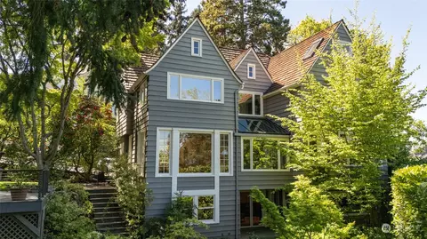 Exterior - 300 36th Ave E, Seattle, WA 98112 photo 3 of 8