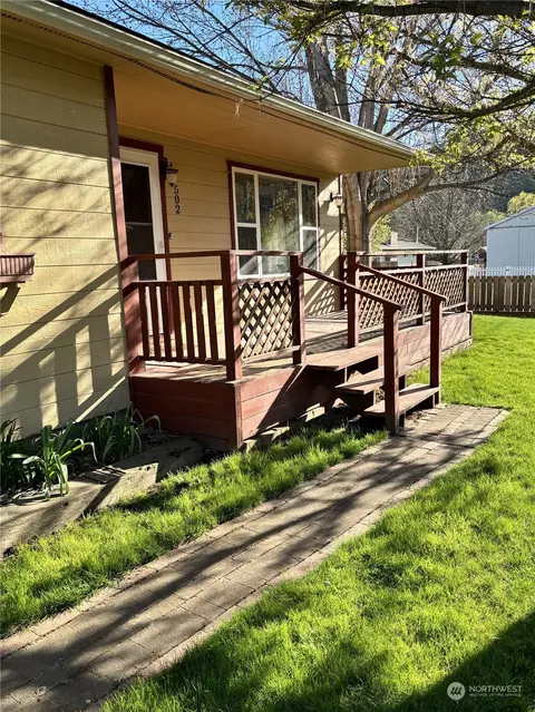 502 E Day St, Dayton, WA 99328