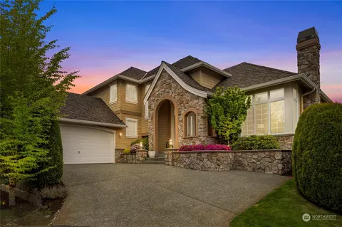 4225 194th Pl NE, Sammamish, WA 98074