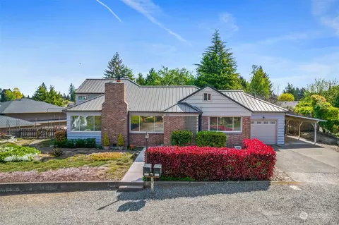3805 Soundview Dr W, University Place, WA 98466