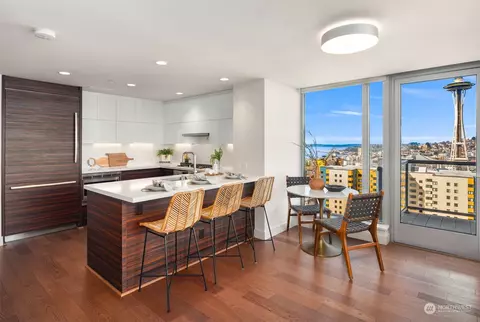 583 Battery St #2103N, Seattle, WA 98121