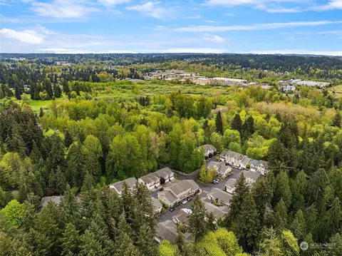 View/Area - 21621 11th Dr SE, Bothell, WA 98021 photo 3 of 4