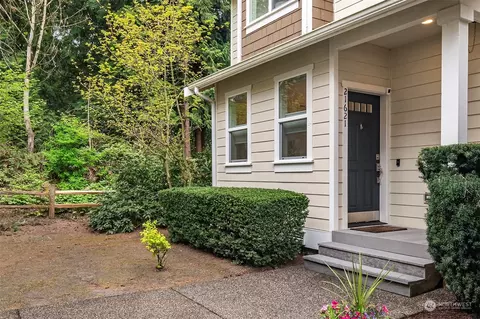 Exterior - 21621 11th Dr SE, Bothell, WA 98021 photo 7 of 7
