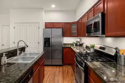 Kitchen - 21621 11th Dr SE, Bothell, WA 98021 photo 2 of 2