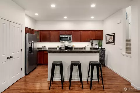 Kitchen - 21621 11th Dr SE, Bothell, WA 98021 photo 1 of 2