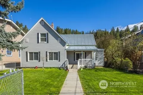 205 E 3rd St, Cle Elum, WA 98922