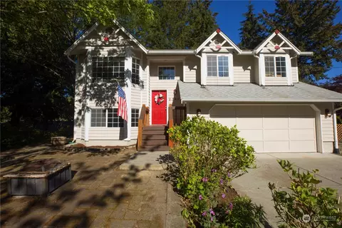 27448 Serene Dr NE, Kingston, WA 98346