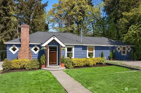 11020 SE 64th St, Bellevue, WA 98006