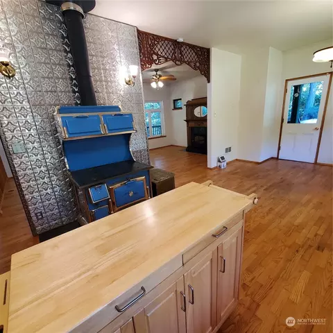 347 Elderberry Ln, Eastsound, WA 98245 photo 7