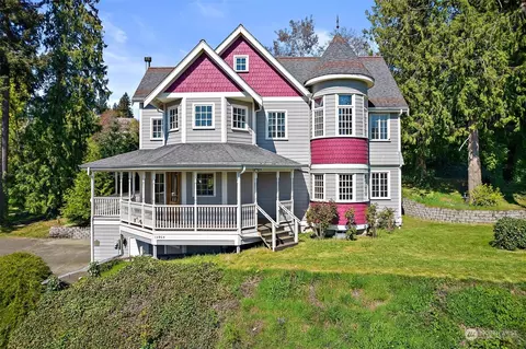12905 56th St E, Edgewood, WA 98372