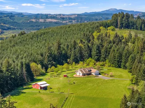 778 Ceres Hill Rd #B, Chehalis, WA 98532
