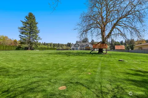 Exterior - 17122 54th Ave SE, Bothell, WA 98012 photo 12 of 14
