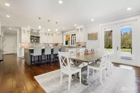 Dining - 17122 54th Ave SE, Bothell, WA 98012 photo 1 of 1