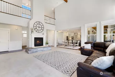 Living - 17122 54th Ave SE, Bothell, WA 98012 photo 1 of 3