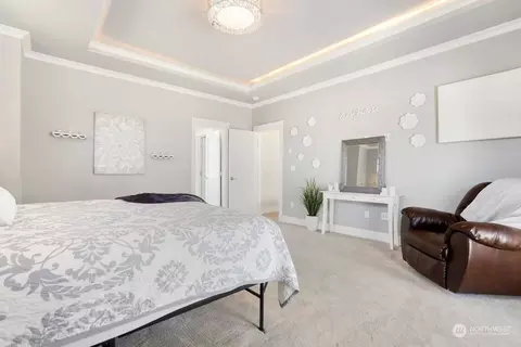 Bedroom - 17122 54th Ave SE, Bothell, WA 98012 photo 3 of 6