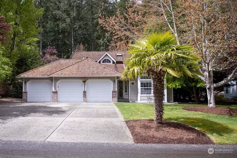 7792 Broadstone Pl SW, Port Orchard, WA 98367