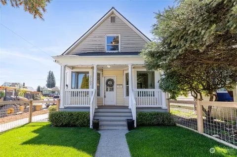 3102 S 8th St, Tacoma, WA 98405