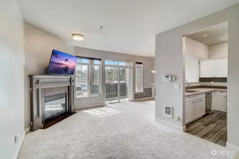 Living - 18930 Bothell Everett Hwy #G205, Bothell, WA 98012 photo 1 of 3