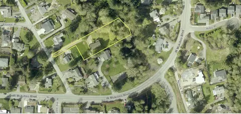 View/Area - 4817 Bayview Ln, Everett, WA 98203 photo 5 of 6