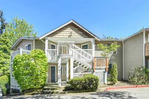15101 Admiralty Way #206, Lynnwood, WA 98087