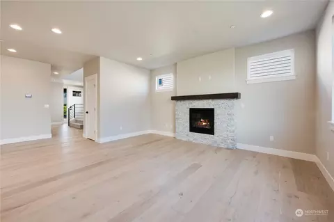 Living - 20320 125th Ave NE #SM 10, Bothell, WA 98011 photo 3 of 5