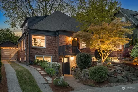 6245 34th Ave NE, Seattle, WA 98115