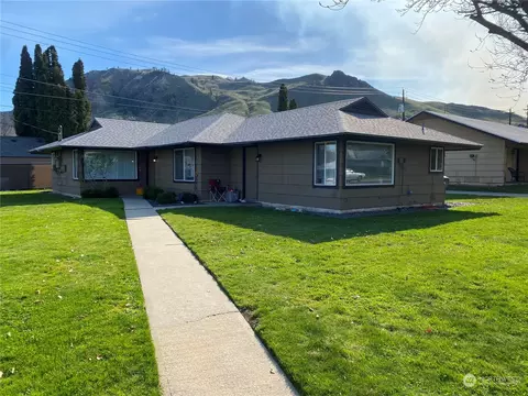 1245 Montana St, Wenatchee, WA 98801
