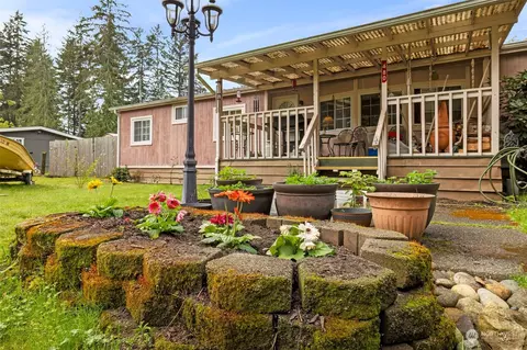 480 NE Matthew Dr, Belfair, WA 98528