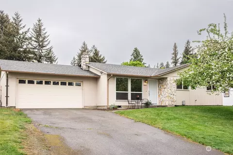 8402 9th Way SE, Olympia, WA 98513