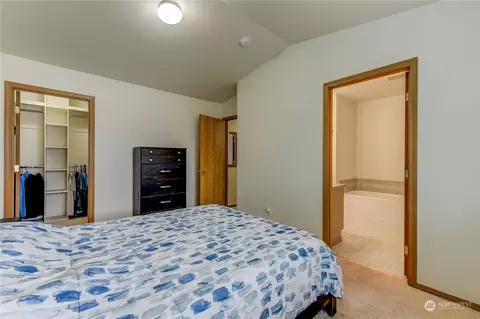Bedroom - 19621 84th Ave E, Spanaway, WA 98387 photo 3 of 8
