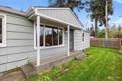10115 Ainsworth Ave S, Tacoma, WA 98444