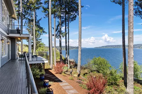 809 139th Street Ct NW, Gig Harbor, WA 98332