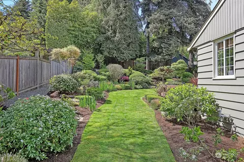 1201 26th Ave E, Seattle, WA 98112 photo 33