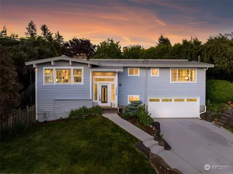 17542 6th Pl SW, Normandy Park, WA 98166