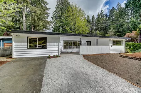 126 N 193rd St, Shoreline, WA 98133