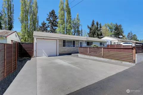 30561 5th Ave SW, Federal Way, WA 98023